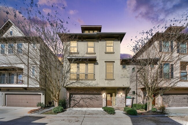 Building Photo - 2707 King's Retreat Cir