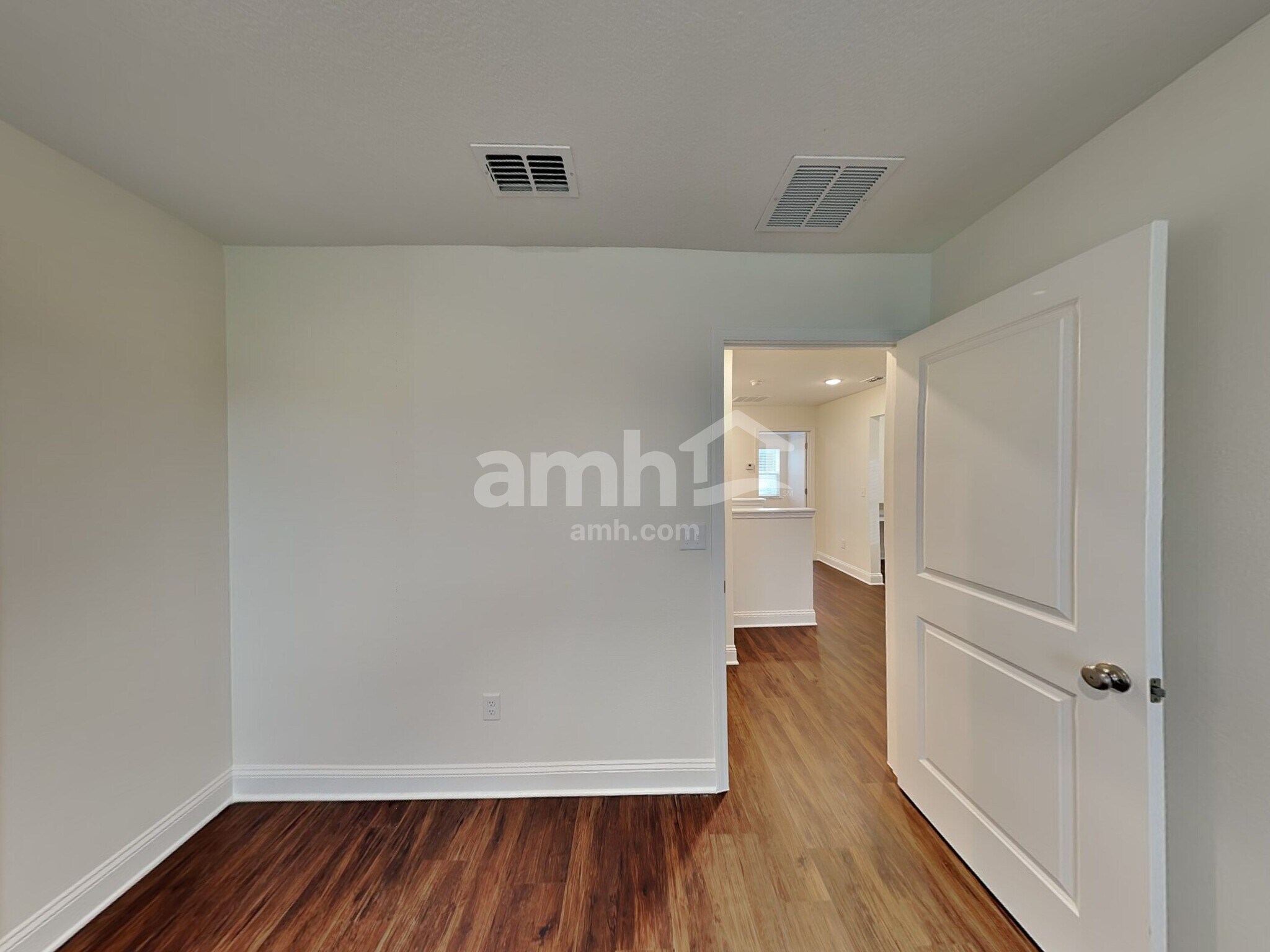 Building Photo - 409 Onate Cir