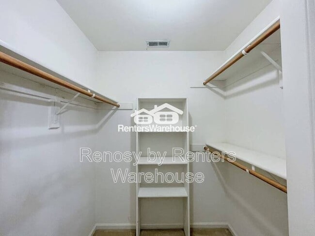 Building Photo - 171 Graystone Trce