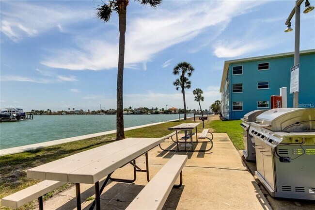 Building Photo - 6363 Gulf Winds Dr