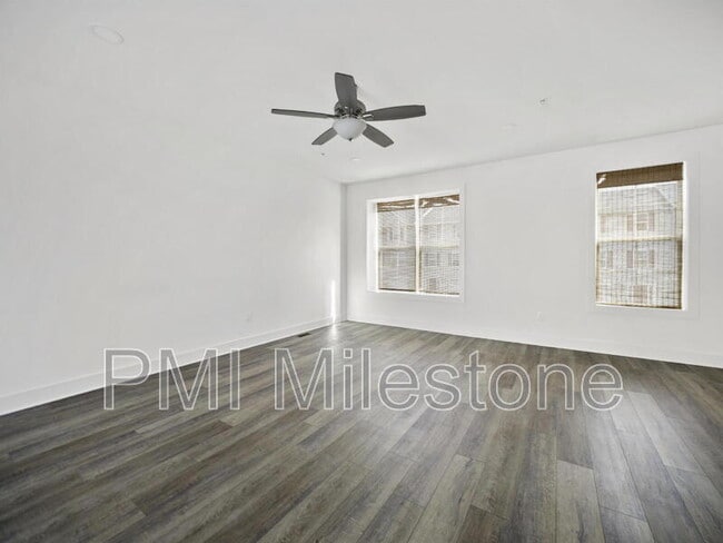 Building Photo - 11089 Gopher Dr N
