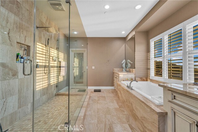Building Photo - 1232 Inspiration