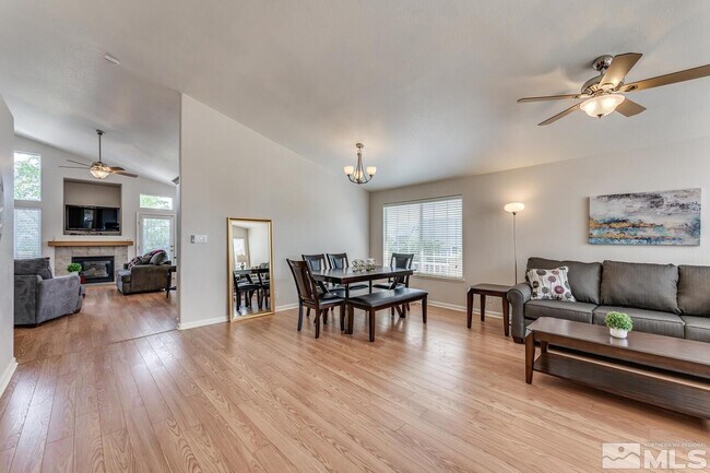 Building Photo - 4791 Mesa Meadows Dr
