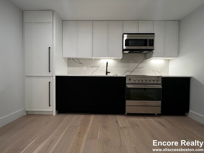 Building Photo - 54 Leo M Birmingham Pky