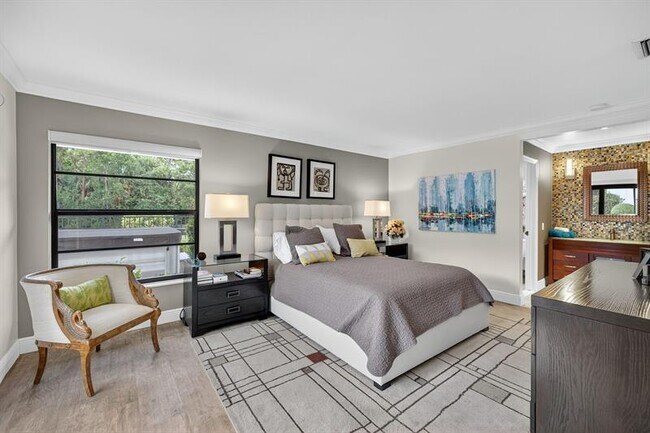 Building Photo - 2801 DC Country Club Boulevard