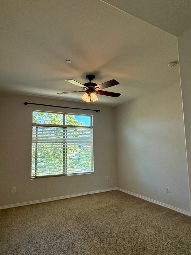 Building Photo - Resort Lifestyle at The Lido in Mission Valley