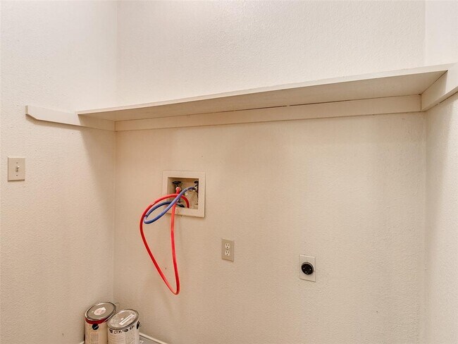 Building Photo - 4602 Creek Ct