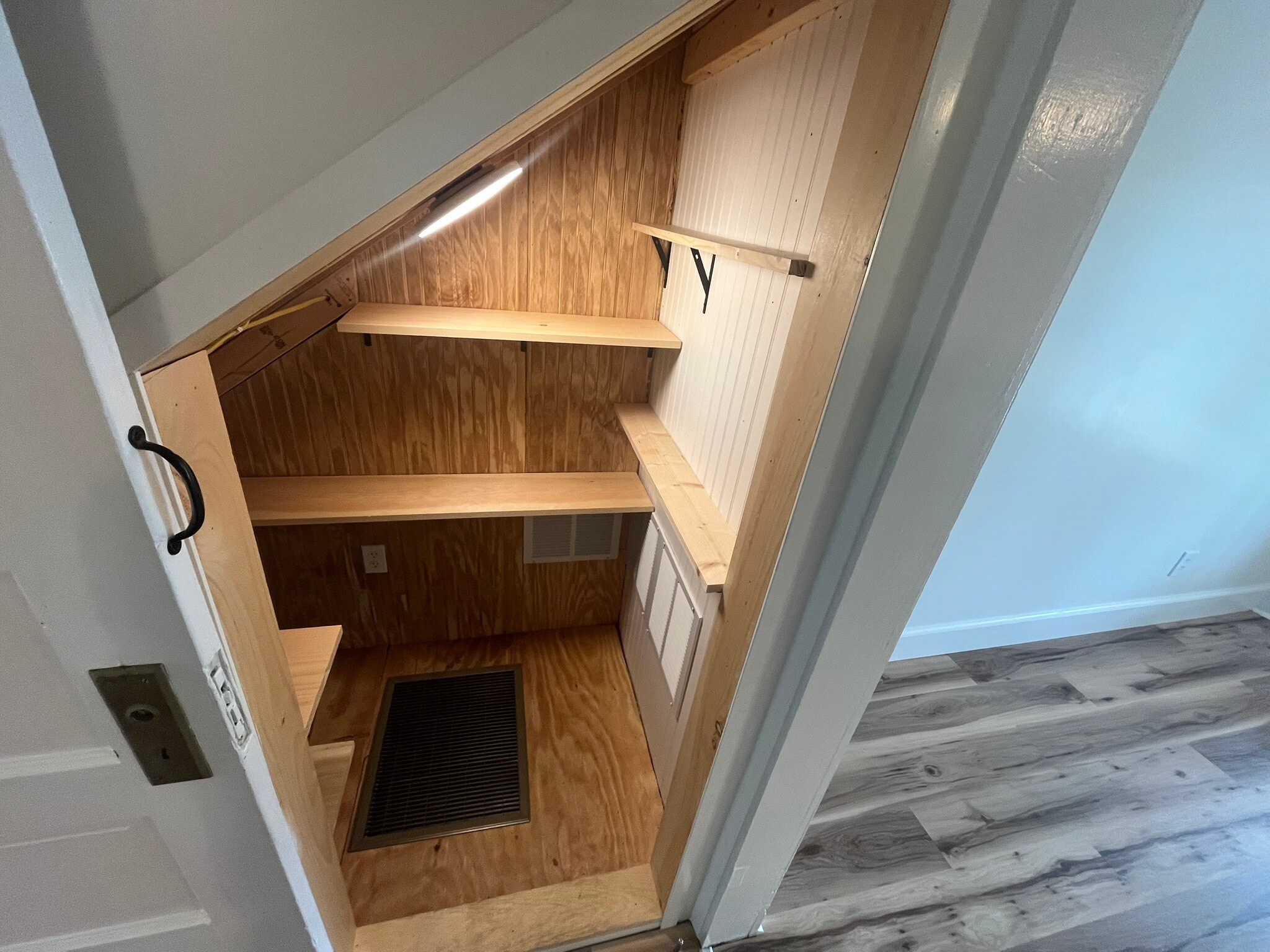 Kitchen - 328 Tyrone St