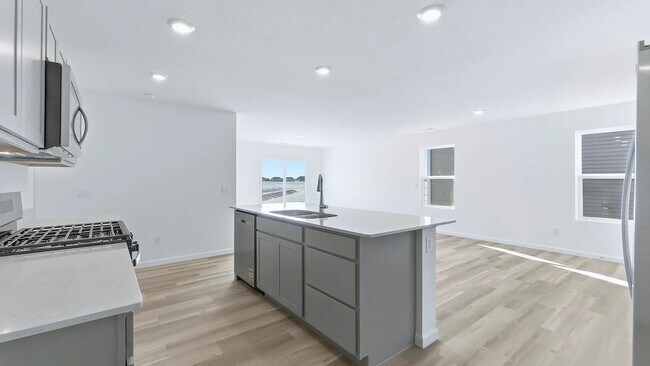 Building Photo - 5495 Tranquilo Wy