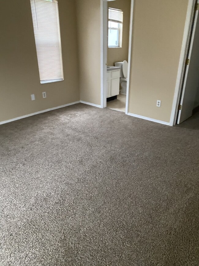 Building Photo - FOR RENT: Renovated 3BR / 2BA Two-Story Home Minutes from Regency