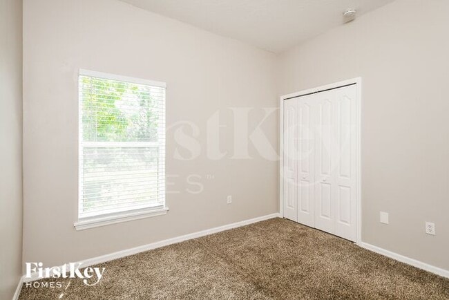 Building Photo - 763 Hacienda Cir