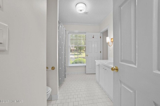 Building Photo - 809 Greenbriar Rd