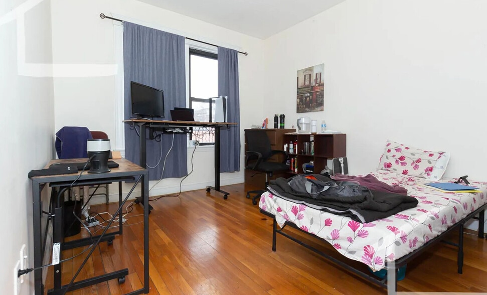 Building Photo - 41 Egremont Rd