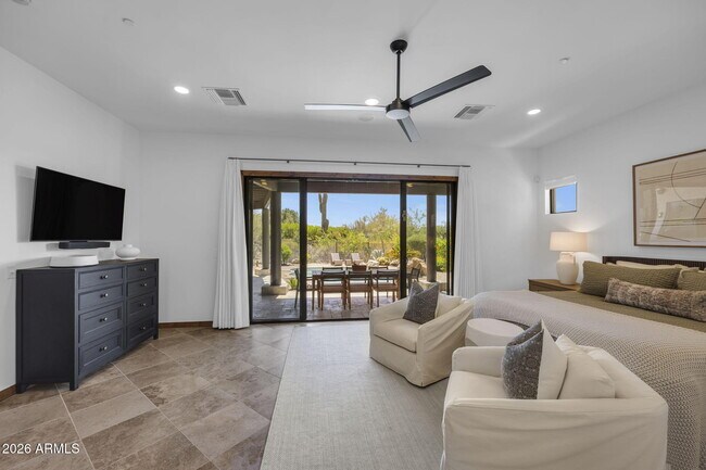 Building Photo - 3105 E Arroyo Hondo Rd