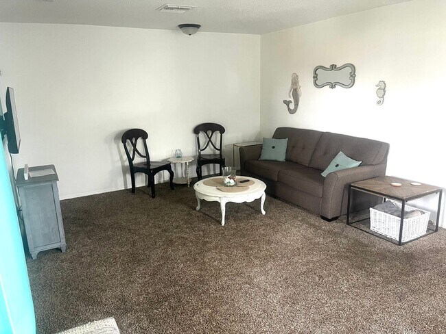 Building Photo - Charming Beach House in Morro Bay