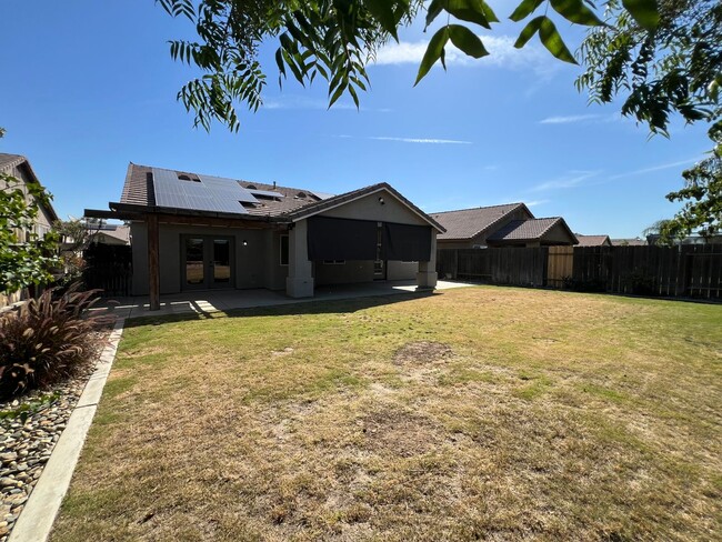 Building Photo - 13417 Cheyenne Mountain Dr