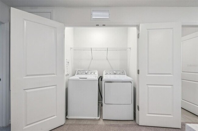 Building Photo - 7621 WATERSCAPE Dr