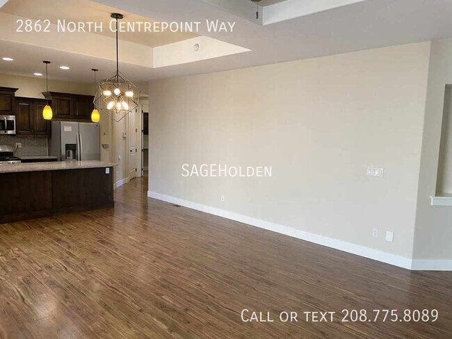 Building Photo - 2862 N Centrepoint Way
