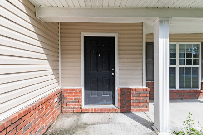 Building Photo - 608 Piedmont Ave