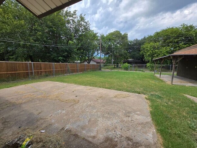 Building Photo - 1309 Greencove Dr
