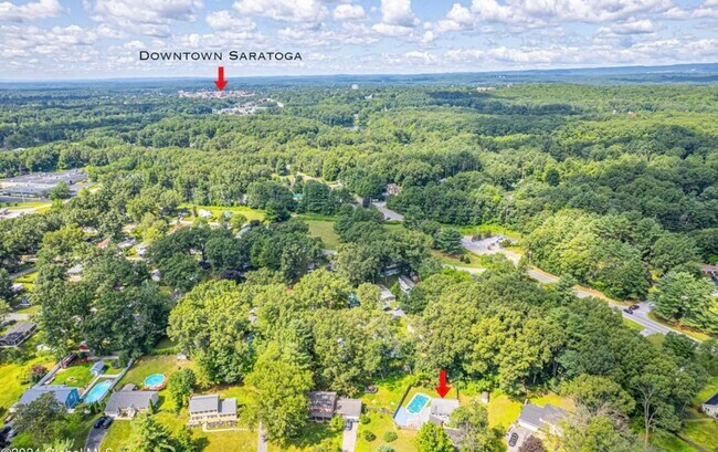 Building Photo - 16 Christina Ct