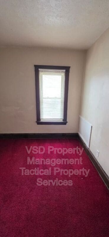 Building Photo - 12819 Edmonton Ave