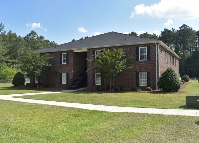 Building Photo - Reduced Rental Rate!