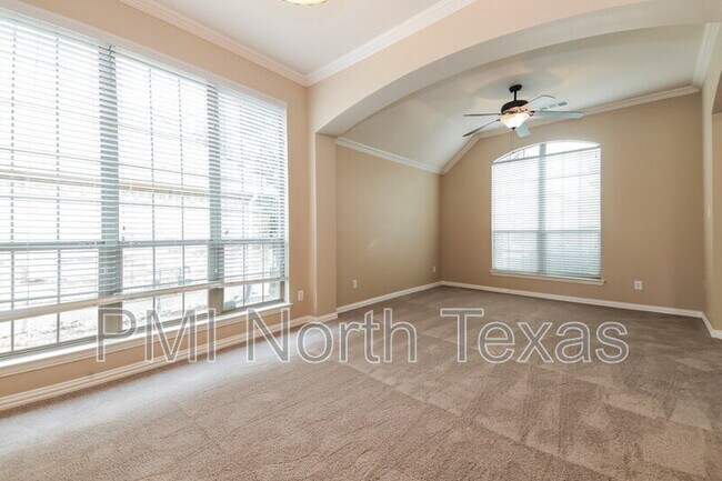 Building Photo - 2677 Pine Trail Dr