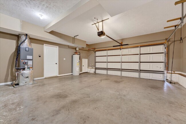 Building Photo - 2973 McManus Cir