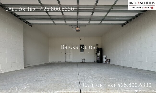 Building Photo - 14508 Crestavista Ave