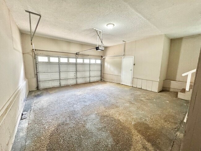 Building Photo - 4421 Hunt Cliff Trce