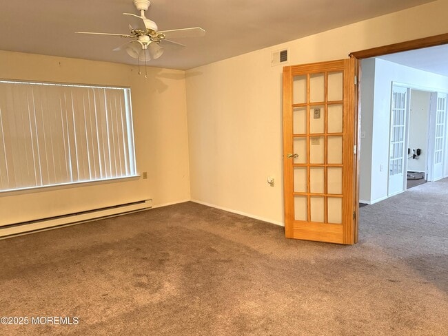 Building Photo - 561B Malvern Ct