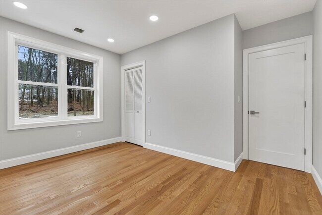 Building Photo - 72 Westboro Rd