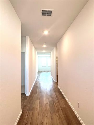 Building Photo - 1216 Blue Spg Dr