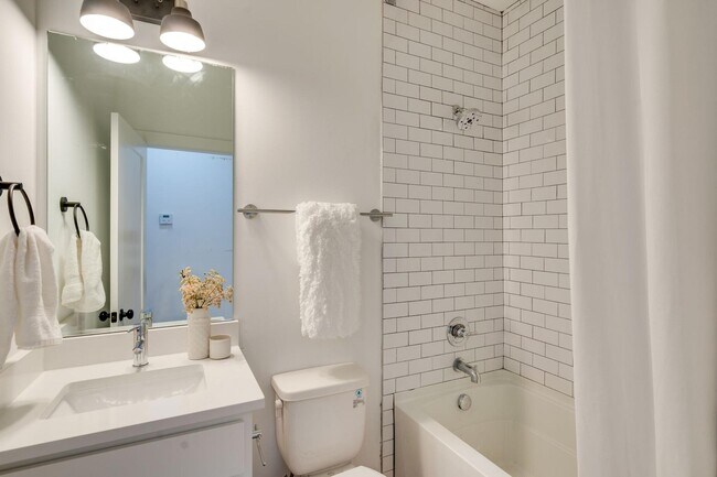 Bathroom - 2700 Morena St