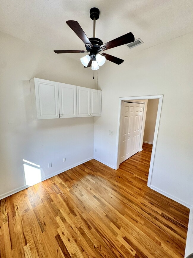 Building Photo - Bid-a-Wee Beach Gulf View -Long Term Rental!