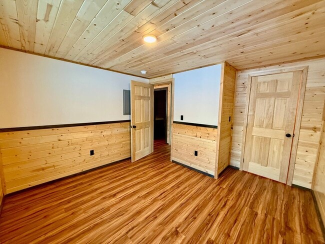 Building Photo - 49179 Scorpio Ct