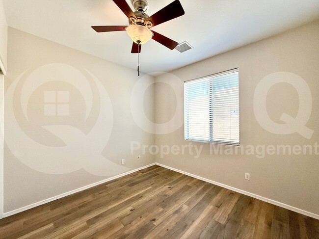 Building Photo - 3690 E Janelle Ct