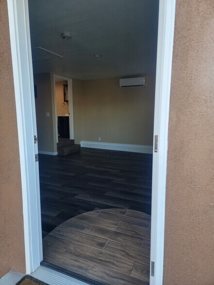 Building Photo - 4216 W 104th St