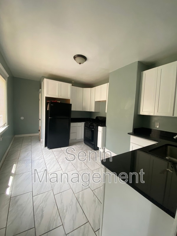 Building Photo - 1493 W Grand Blvd