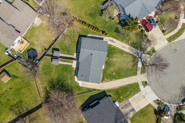 Building Photo - 1140 Ohio Ct