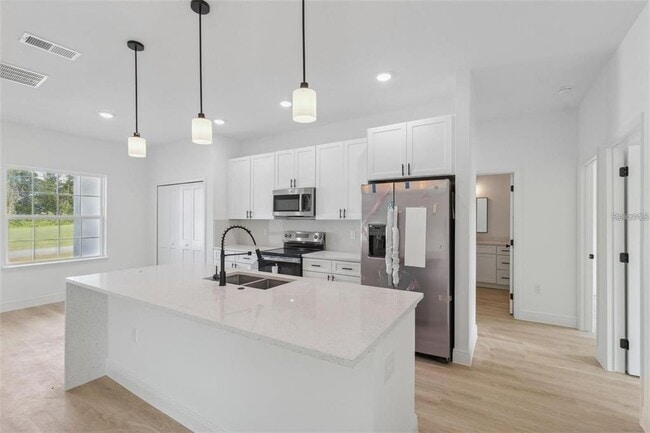 Building Photo - 6175 SW 144th Street Rd