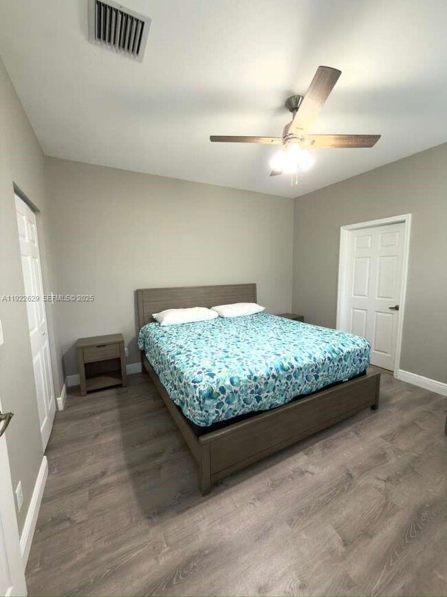 Building Photo - 1505 SW 147th Ave