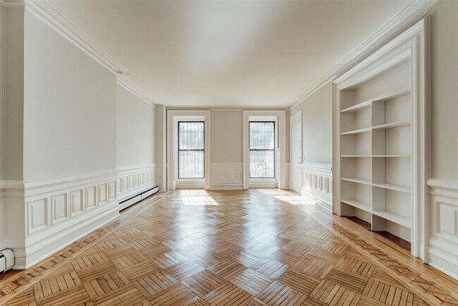Primary Photo - 465 Jersey Ave