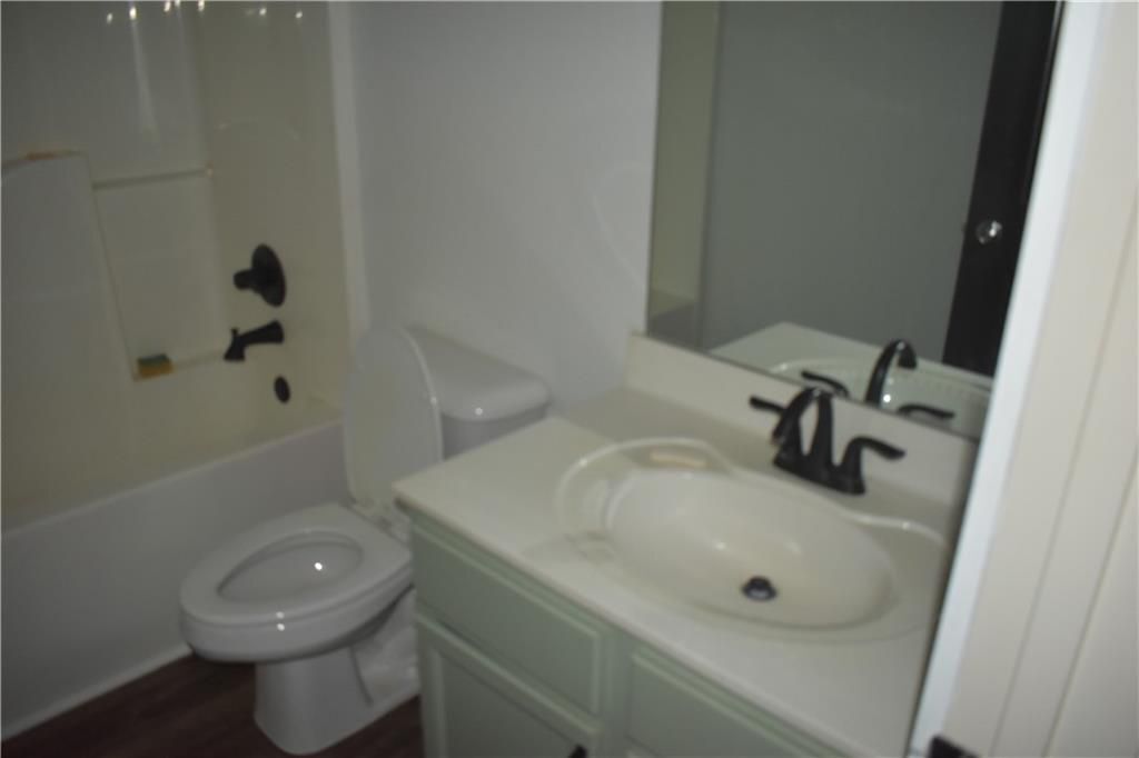 Building Photo - 43 Jessel Ln