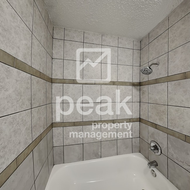 Building Photo - $1699! 3Bed/1 1/2 Bath Home for rent in Ar...