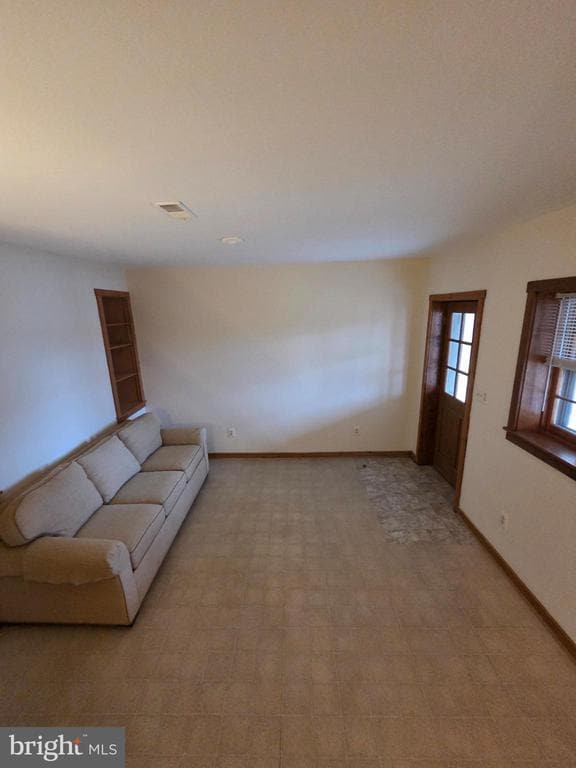 Building Photo - 8022 Dulins Ford Rd