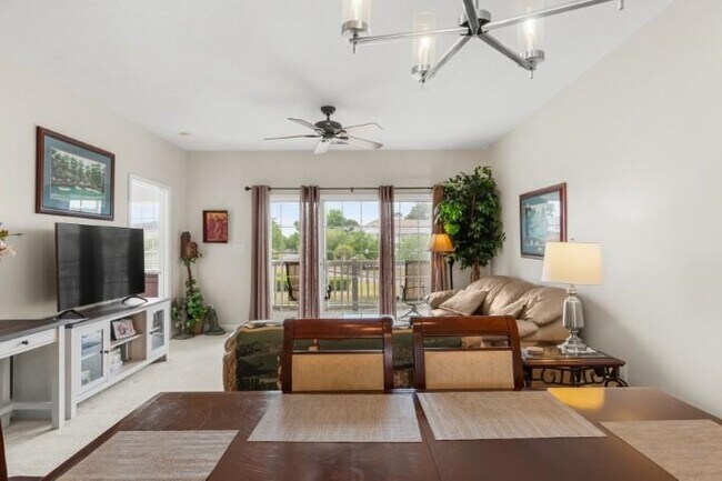 Building Photo - 5751 Oyster Catcher Dr