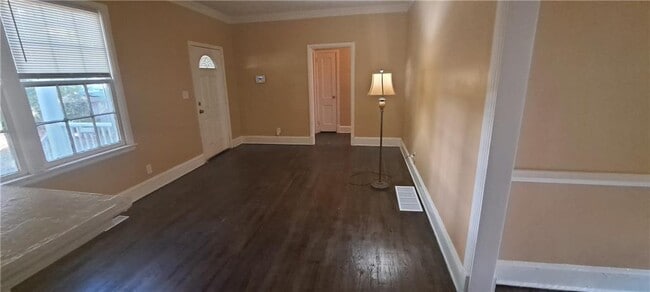 Building Photo - 1290 Cahaba Dr SW