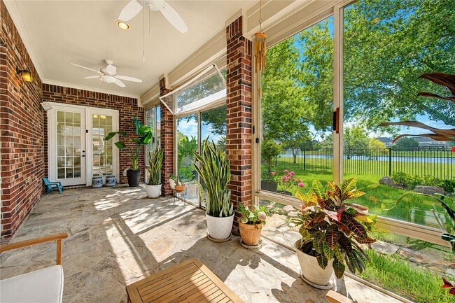 Building Photo - 11422 Carson Field Ln